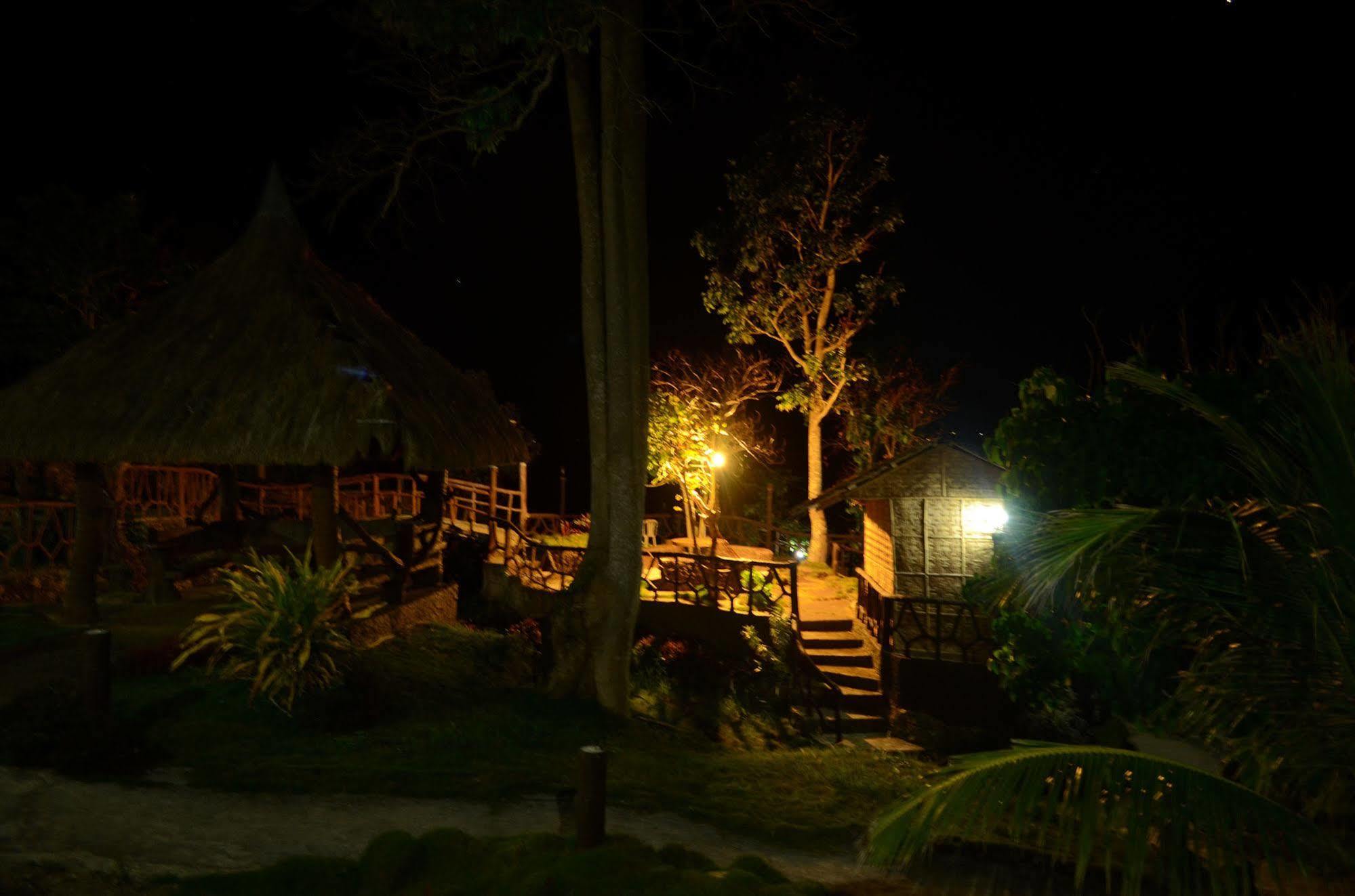 Bano Beach Resort Himensulan Extérieur photo